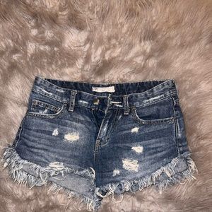 GUC Free People Loving Good Vibrations Jean Shorts Size:24 Mid Indigo